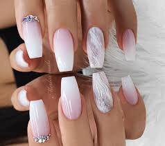 White-Nails-with-Marble-Effect-9