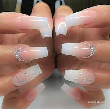 White-Ombre-Nails-6