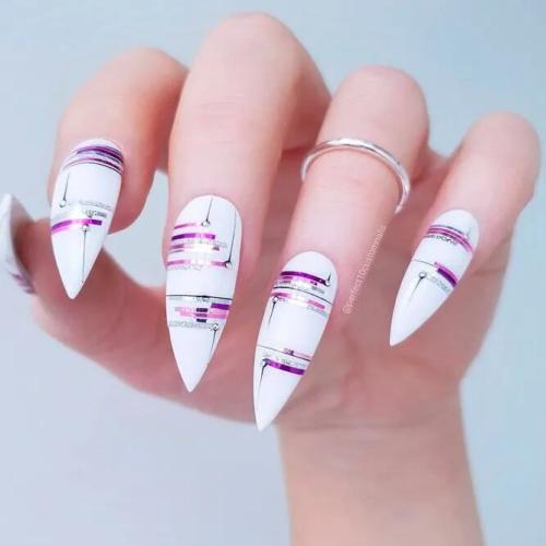 White-Stiletto-Acrylic-Nails-3