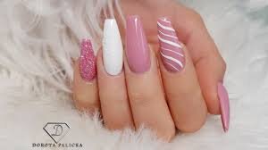 White-and-Pink-Coffin-Nails-7