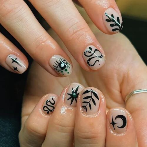 Wicca-Nails-1