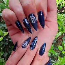 Wicca-Nails-8