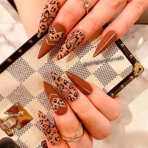 Wild-Animal-Style-For-Pointy-Nails-1