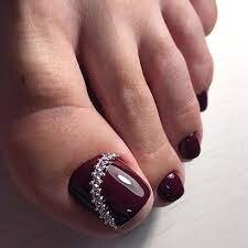 Wine-Color-For-Your-Toe-Nails-4