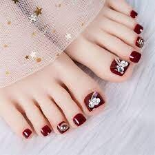 Wine-Color-For-Your-Toe-Nails-5
