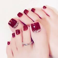 Wine-Color-For-Your-Toe-Nails-9