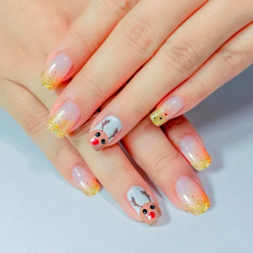 Winter-Nails-with-Animals-Art-1