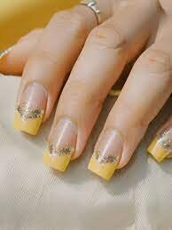 Yellow-French-Manicure-6