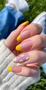 Yellow-French-Manicure-8