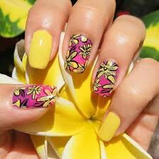 Yellow-Nail-Design-with-Abstract-Art-10