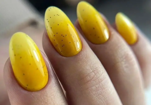 Yellow-Ombre-Nails-1
