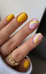 Yellow-nail-designs-9