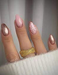 rose-gold-snowflake-Christmas-nails-2